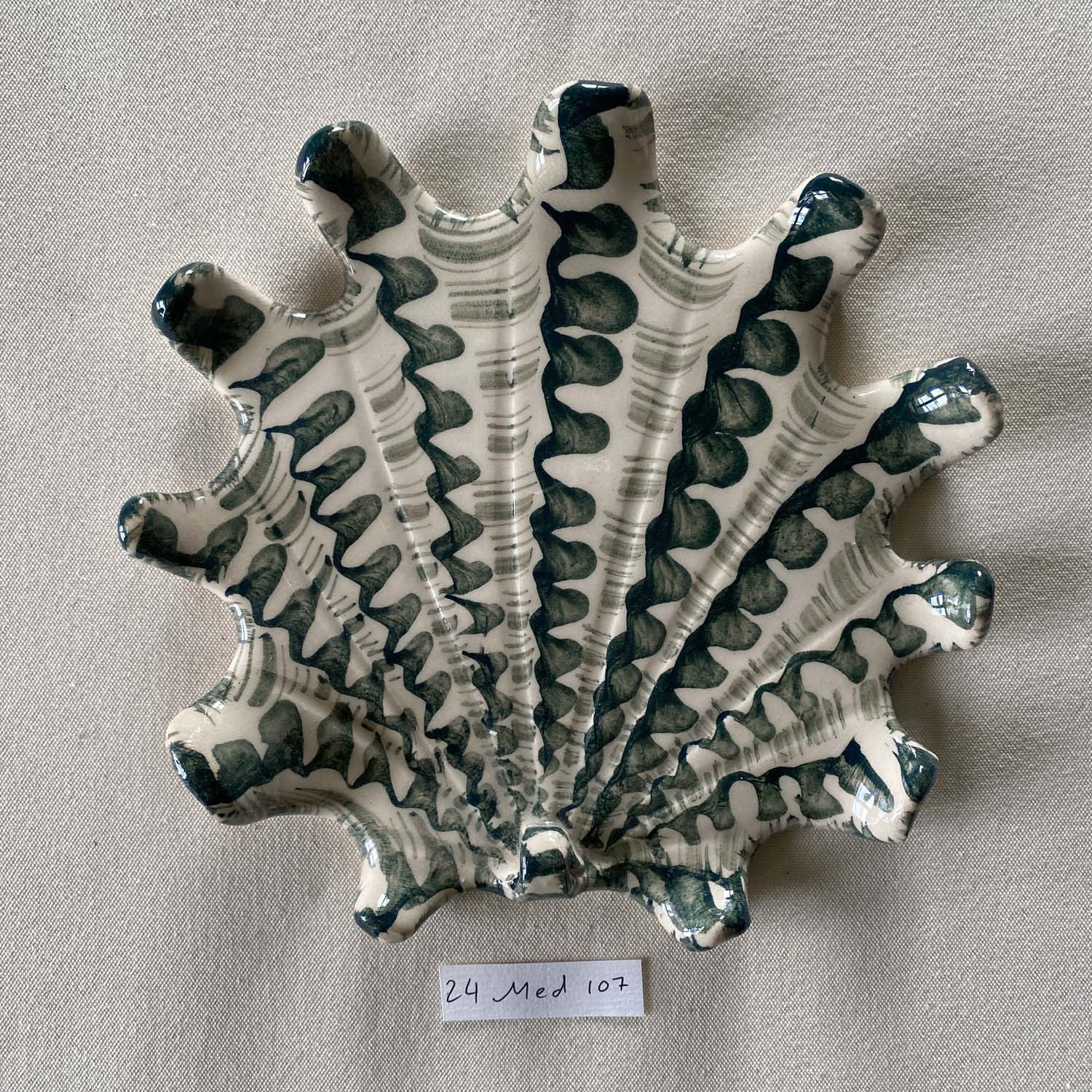 24 medium shell 107