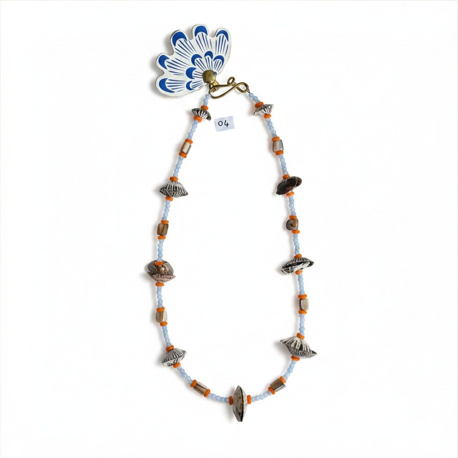 04 Shell necklace