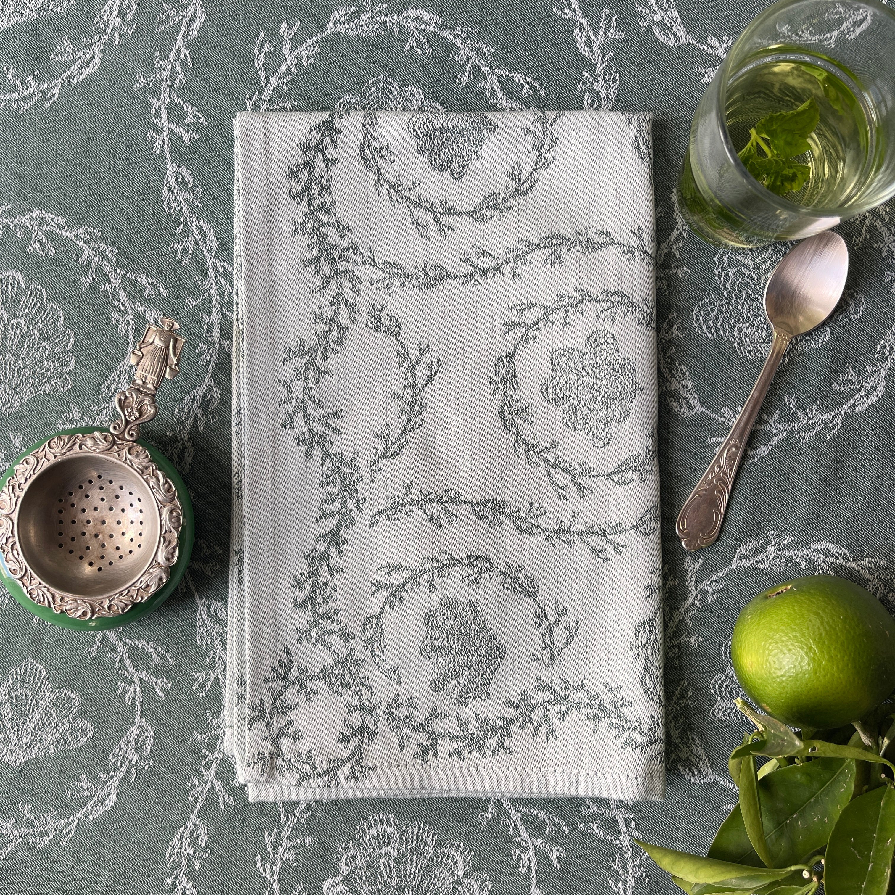Green Heirloom Napkin or Hand towels set of 4