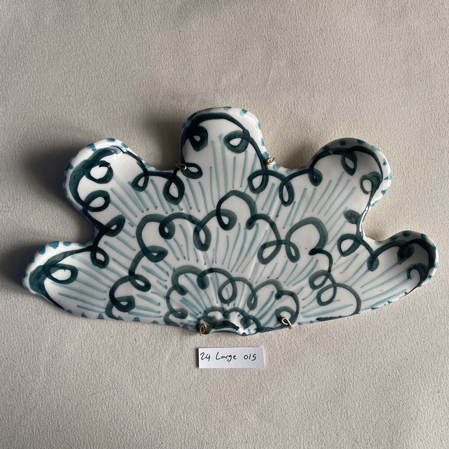 24 large shell 015