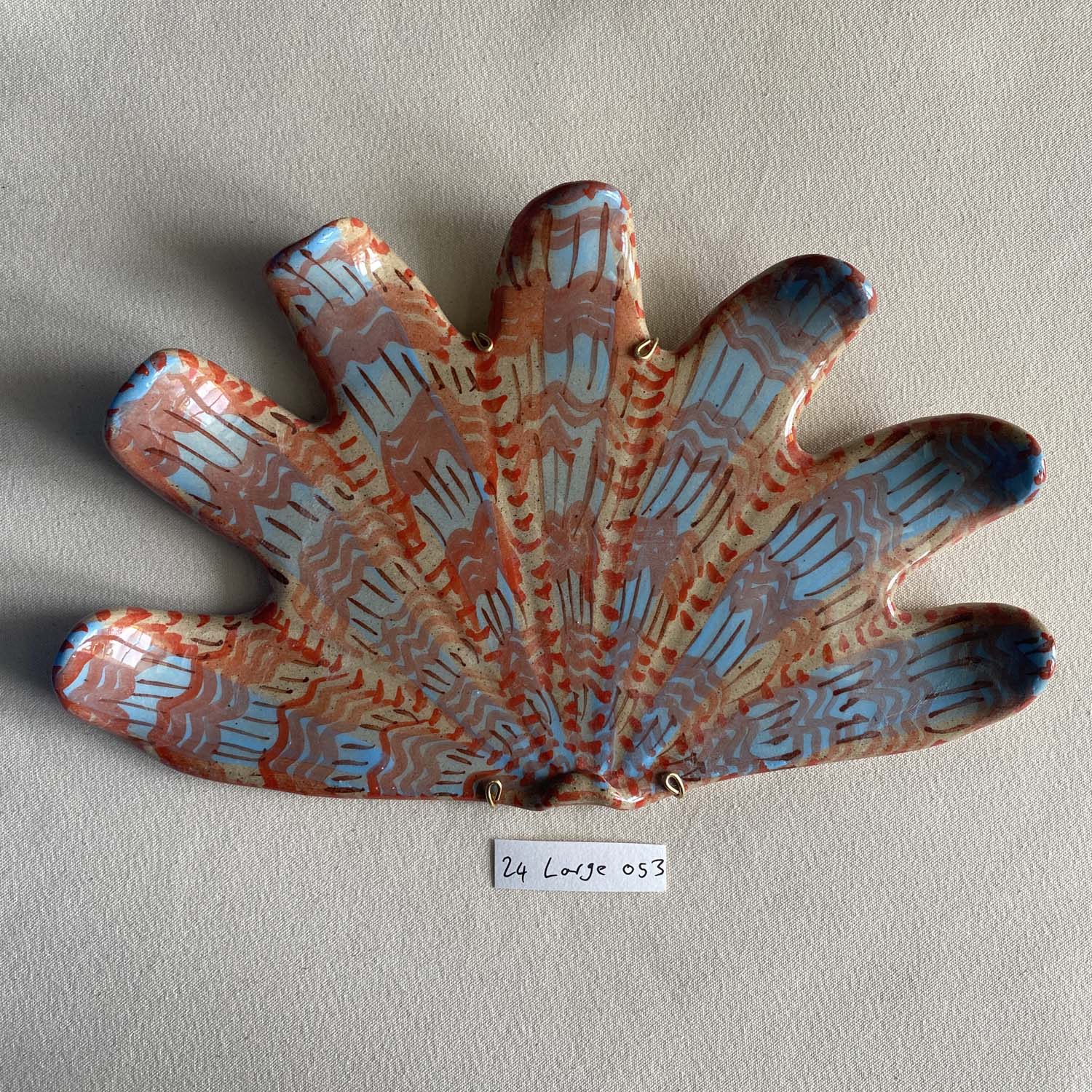 24 large shell 053