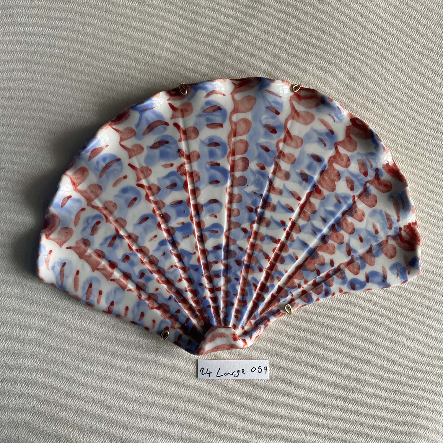 24 large shell 059