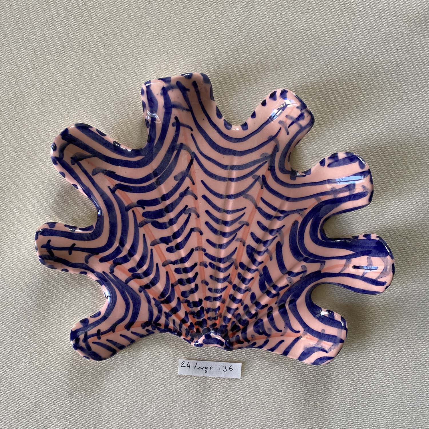 24 large shell 136
