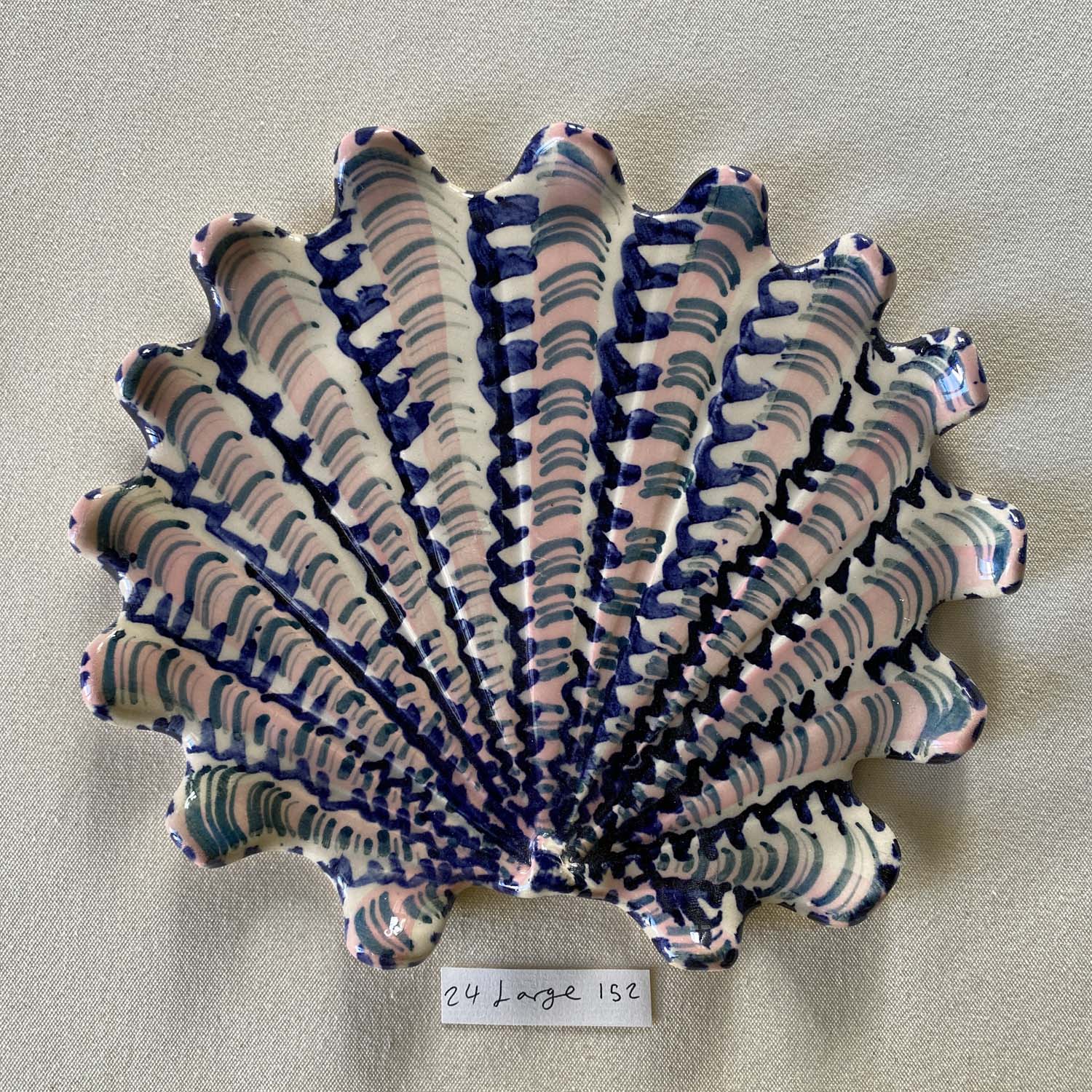 24 large shell 152