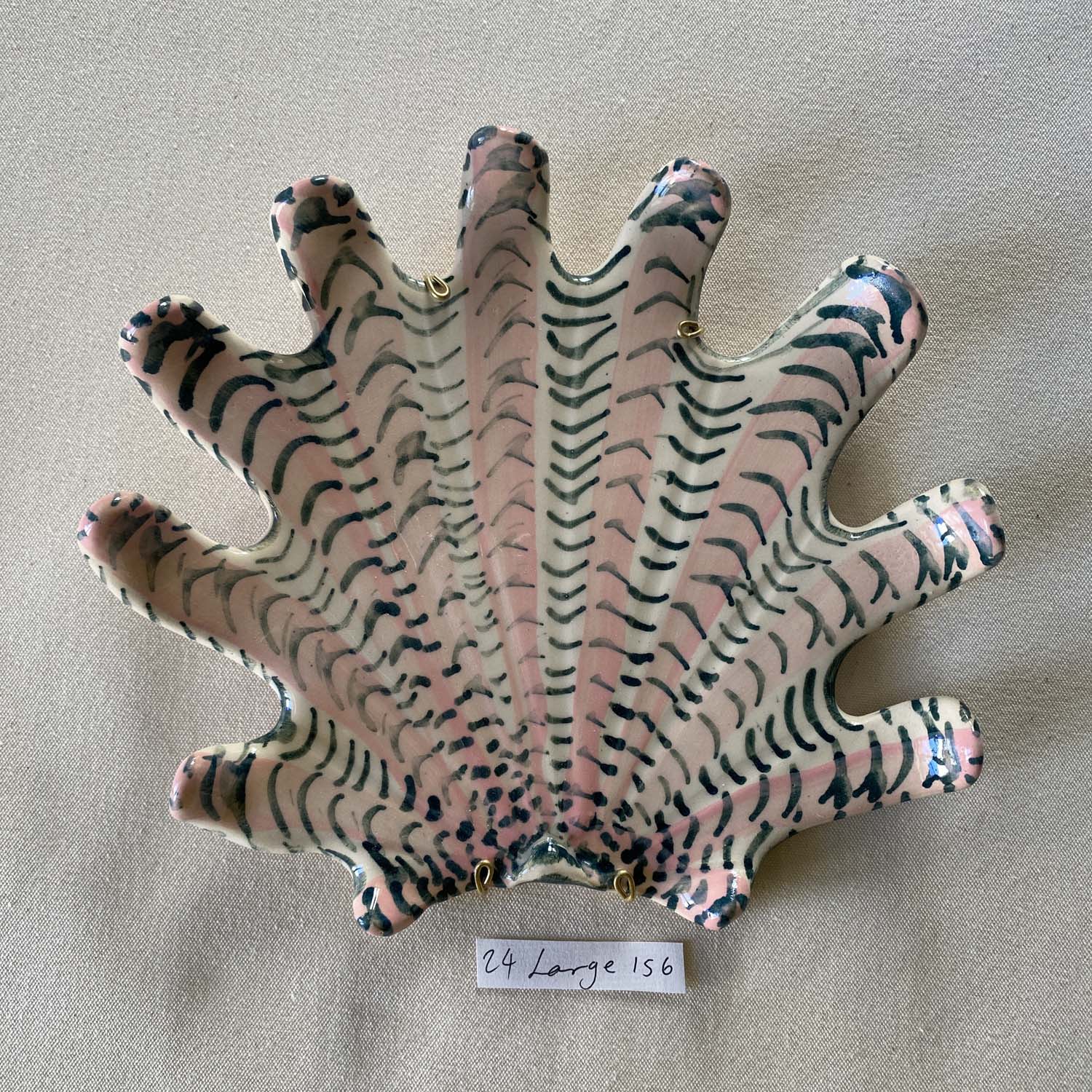 24 large shell 156