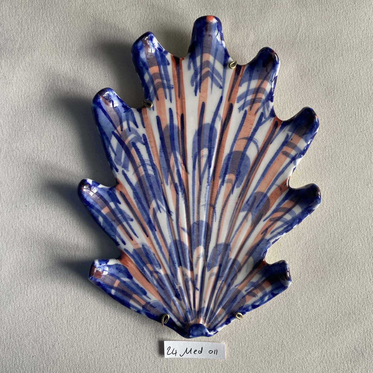 24 medium shell 011