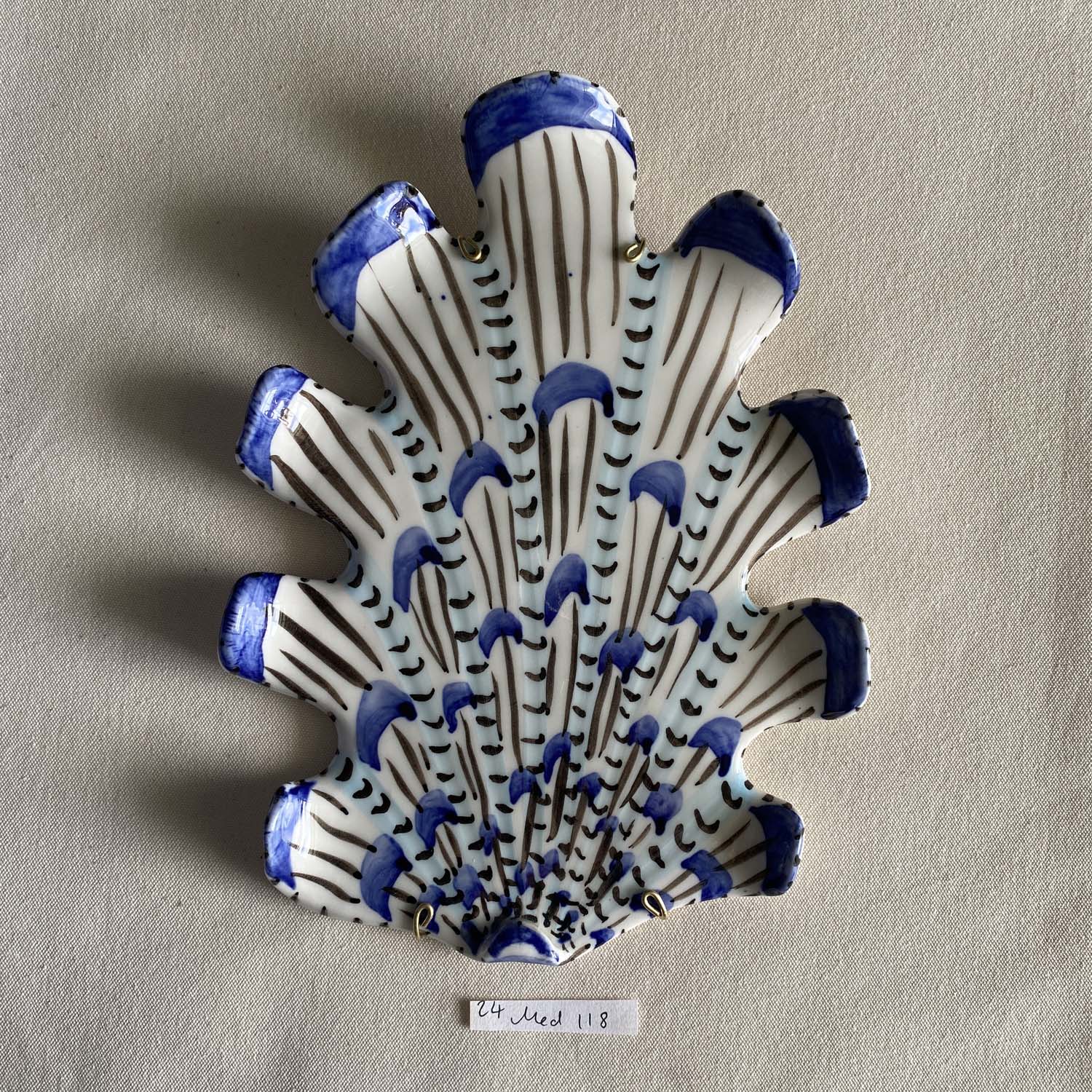 24 medium shell 118