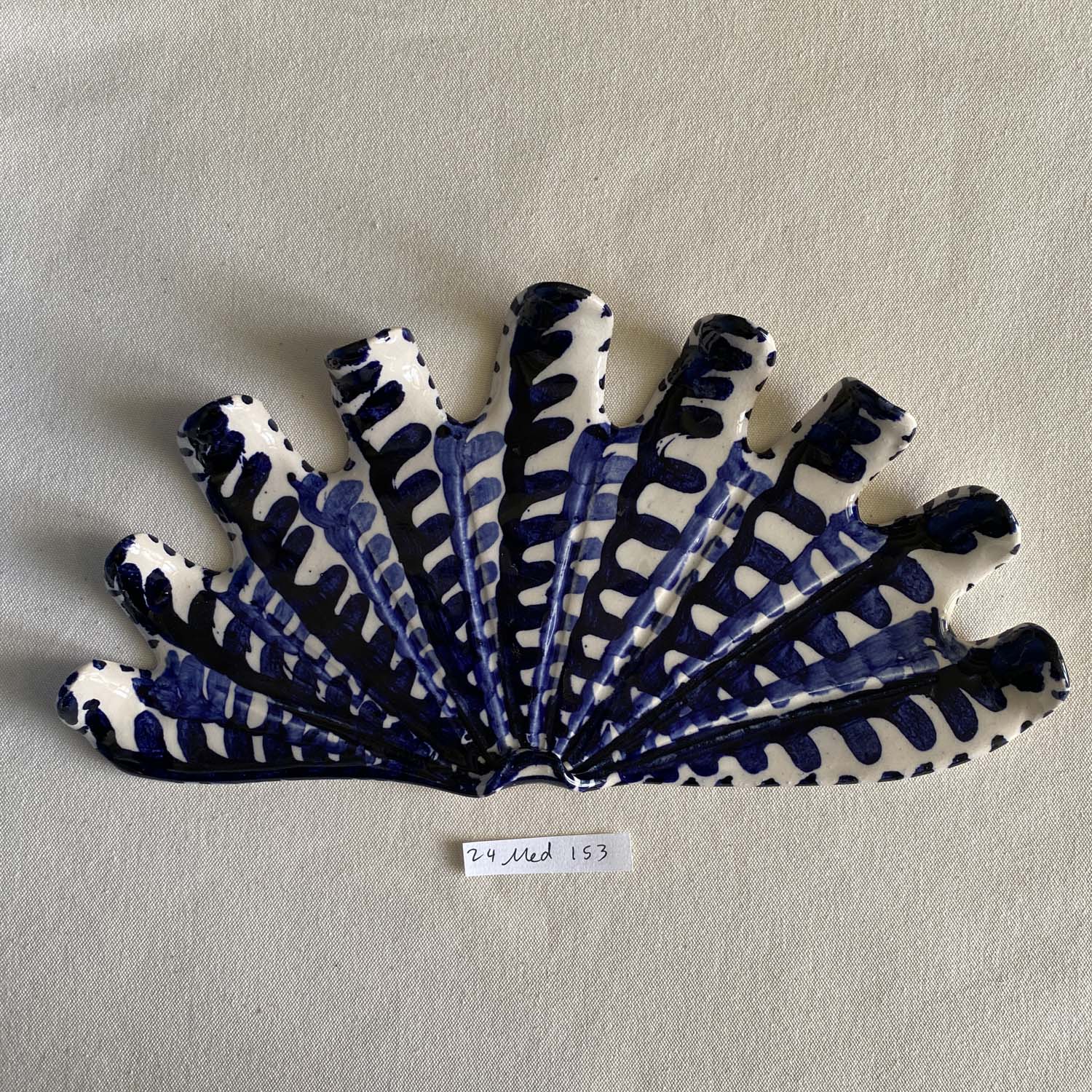 24 medium shell 153