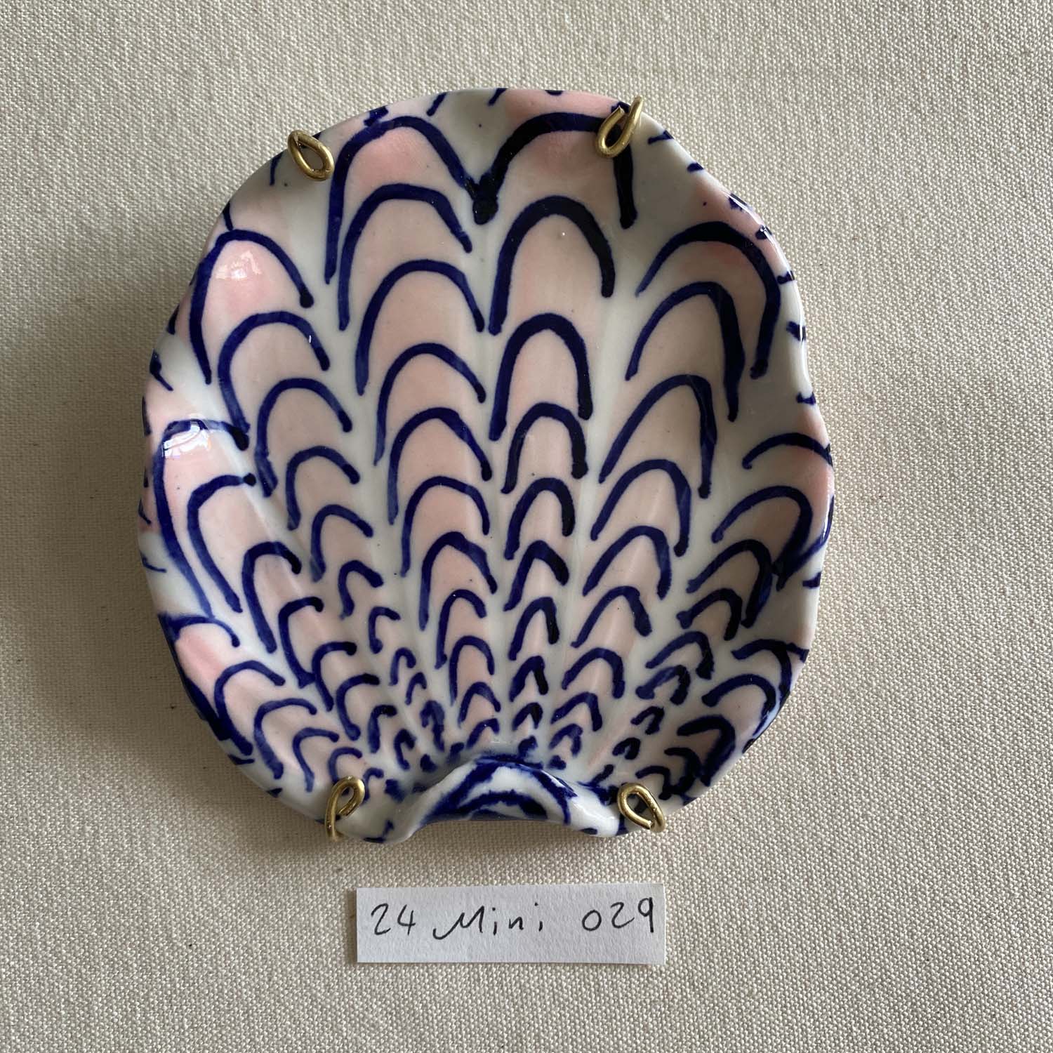 24 mini shell 029