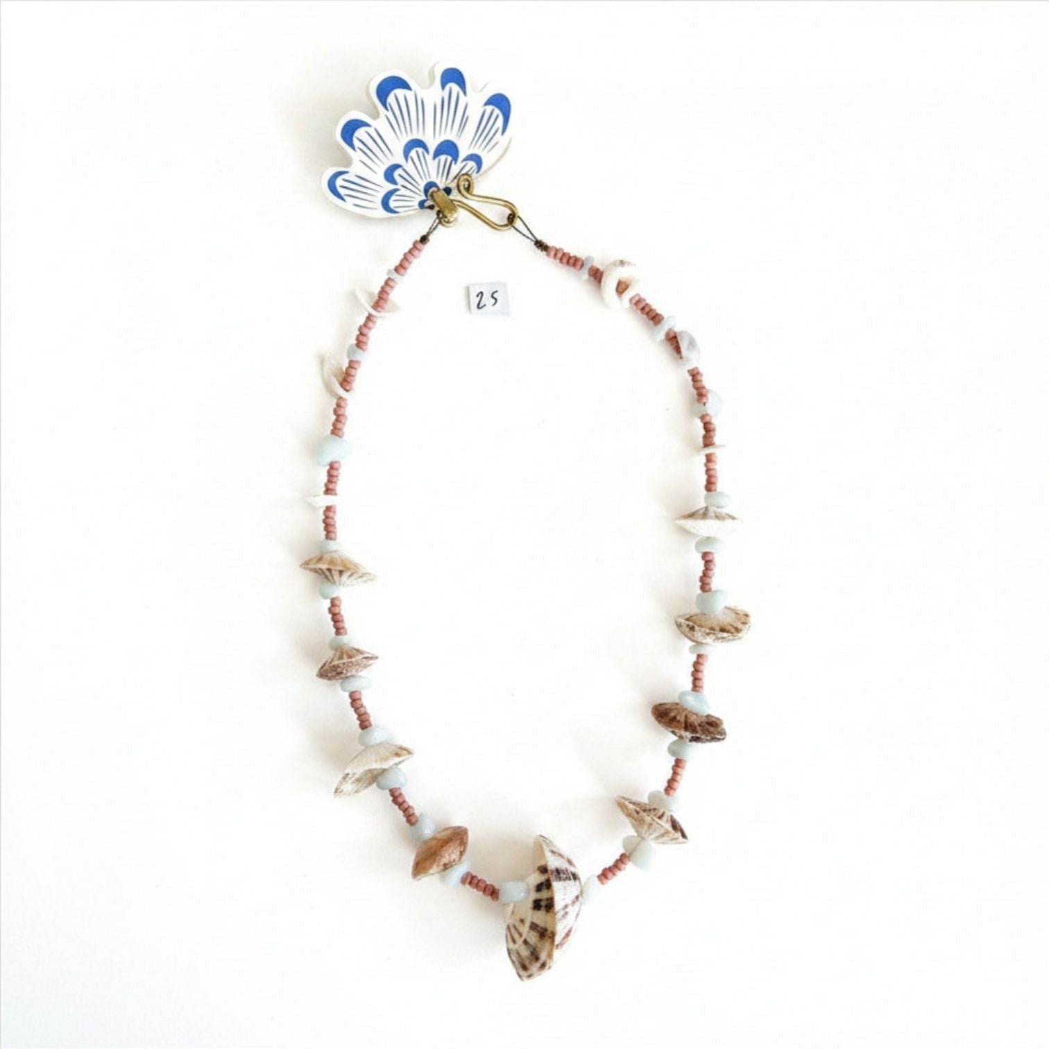 25 Shell necklace