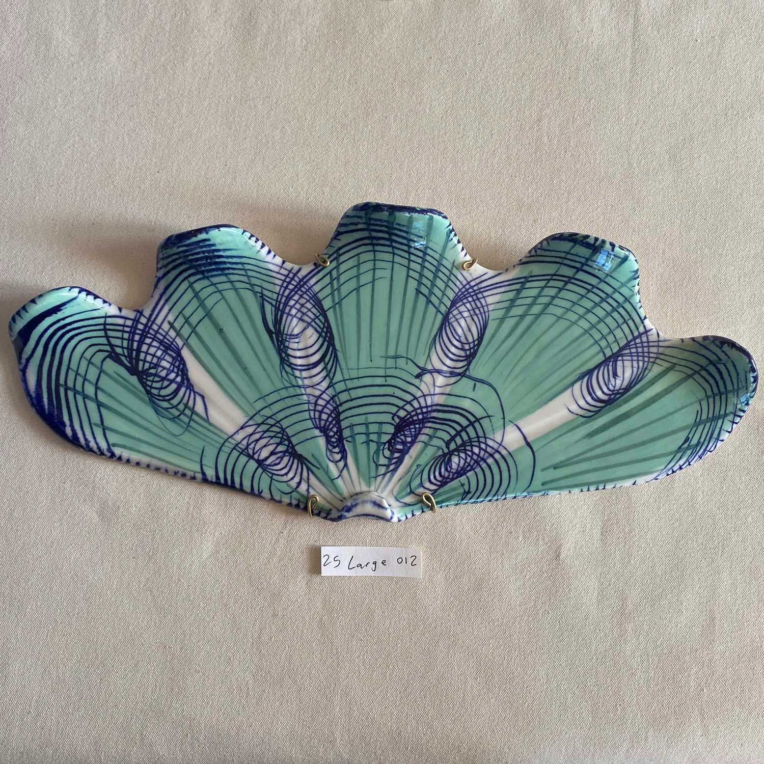 25 large shell 012