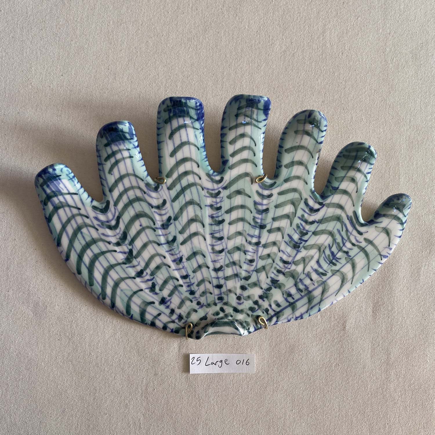 25 large shell 016