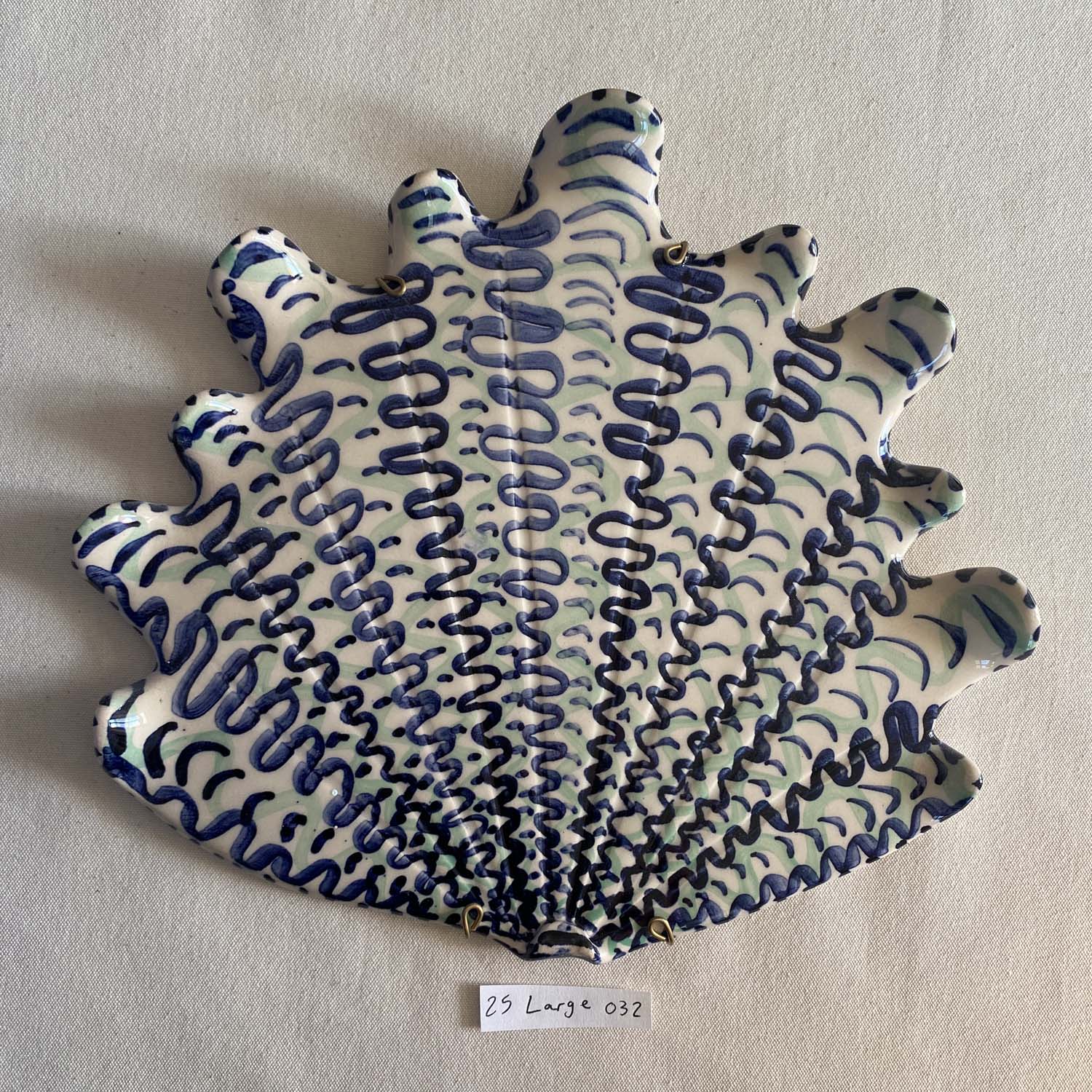 25 large shell 032