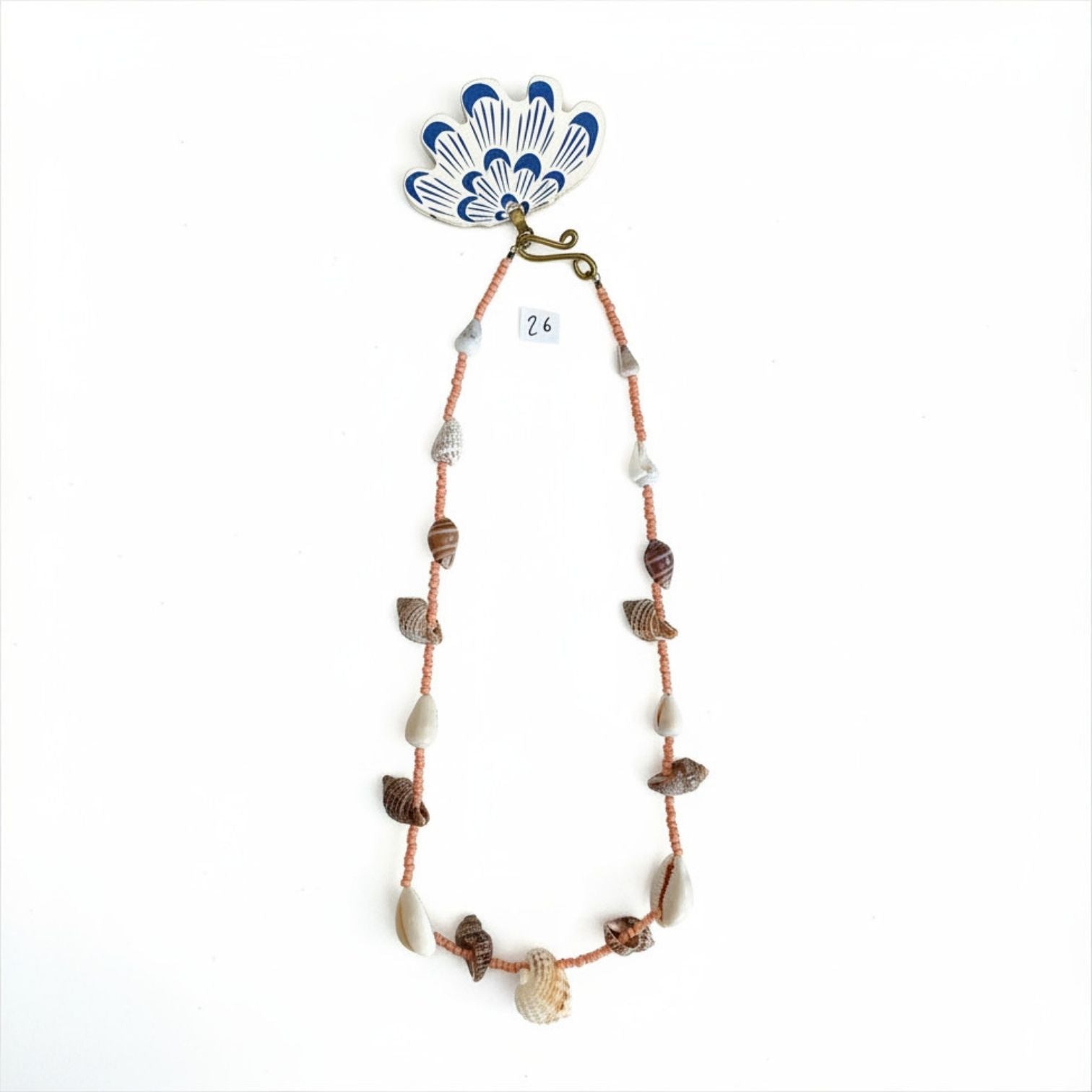 26 Shell necklace