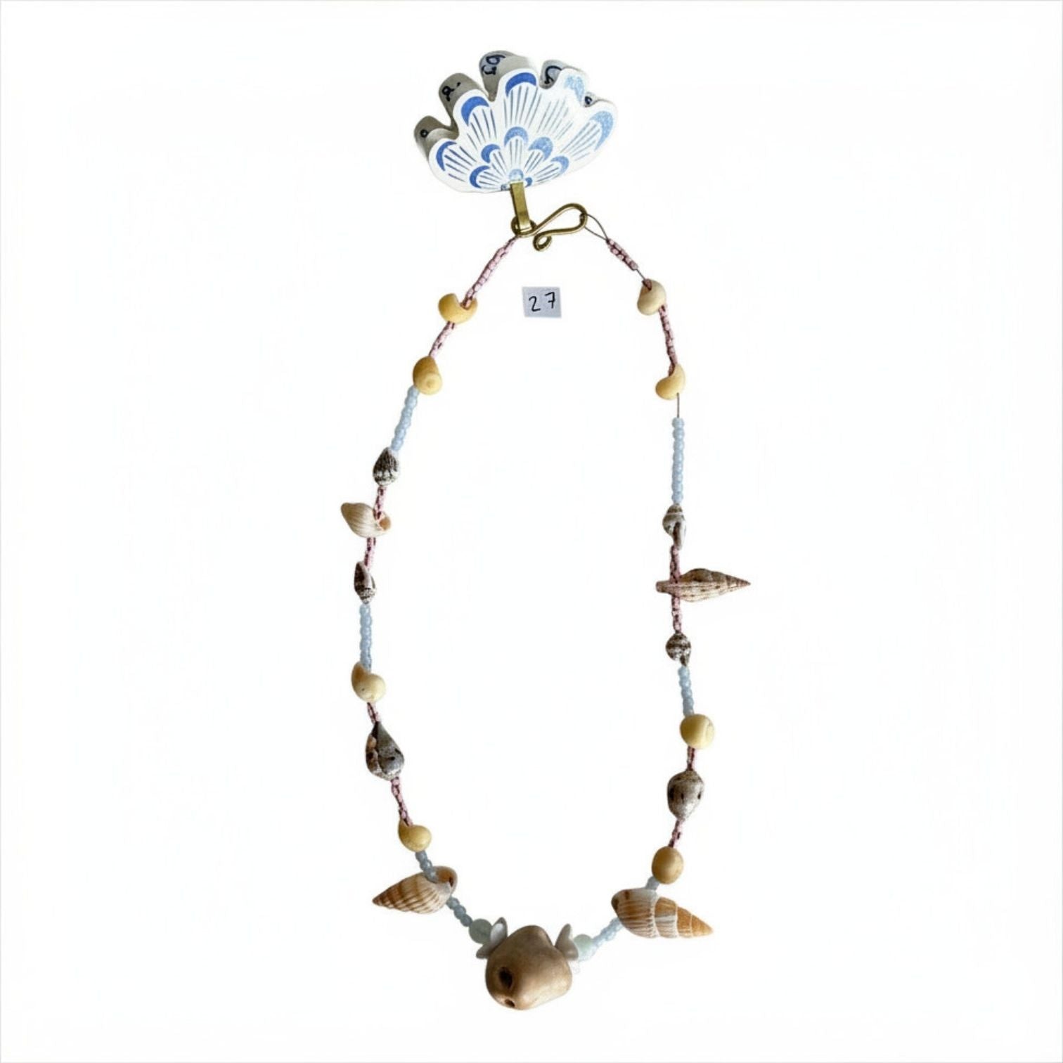 27 Shell necklace