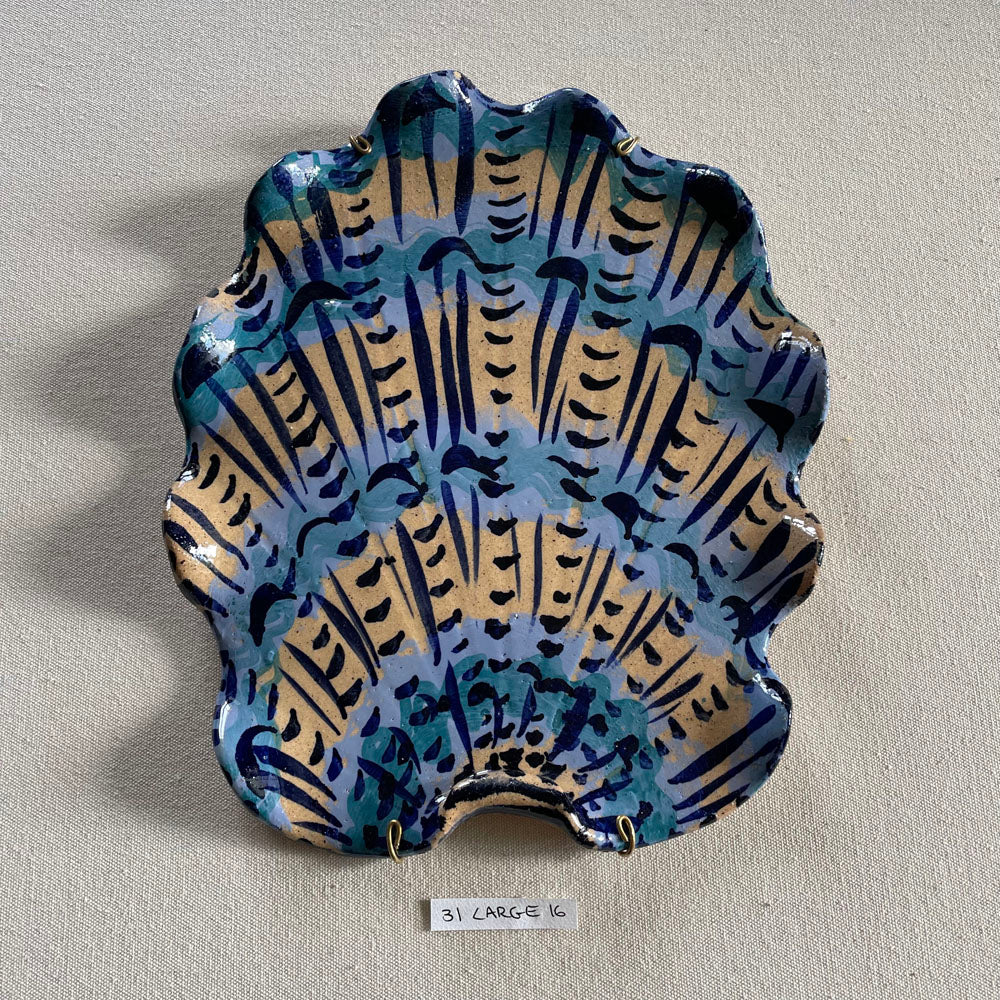31 large shell 016