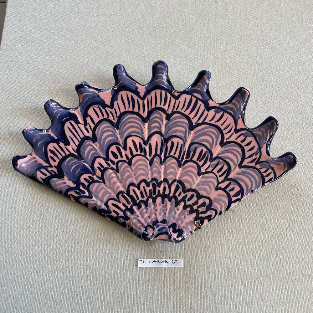 31 large shell 067