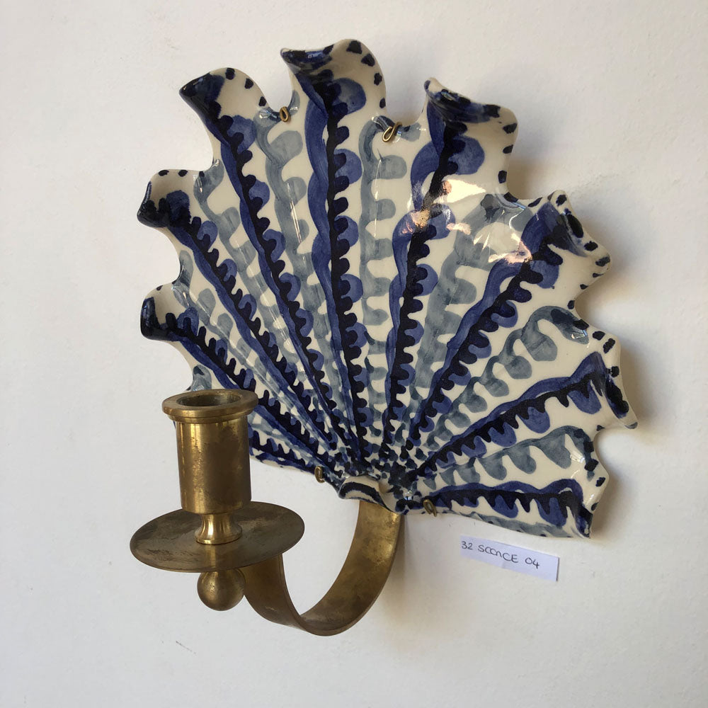 32 sconce 04