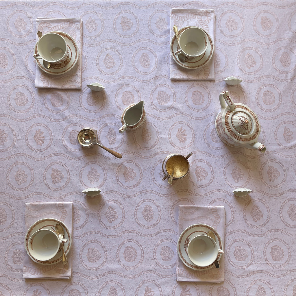 Dusty Pink 8 seater Heirloom Tablecloth