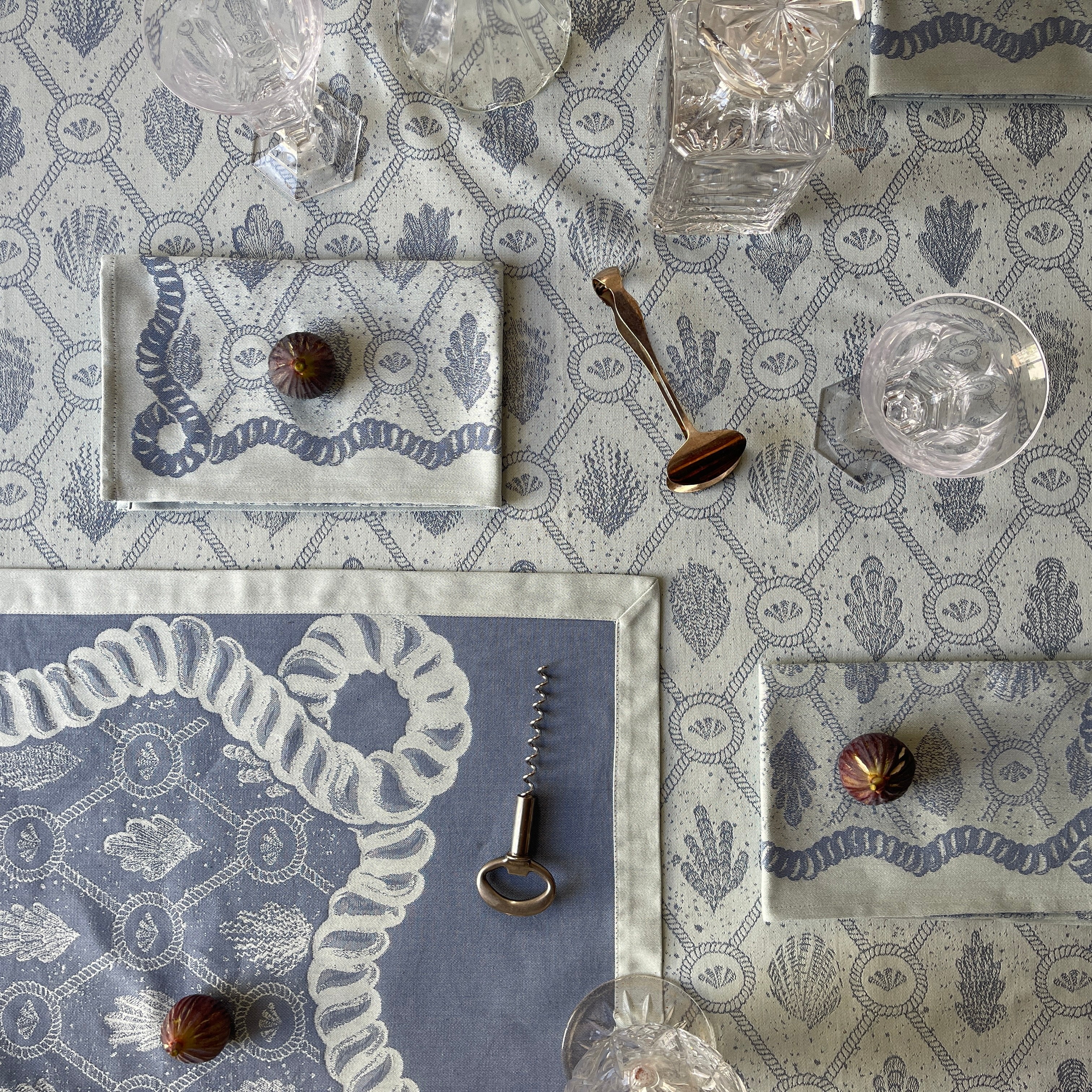 Blue 8 Seater Heirloom Tablecloth