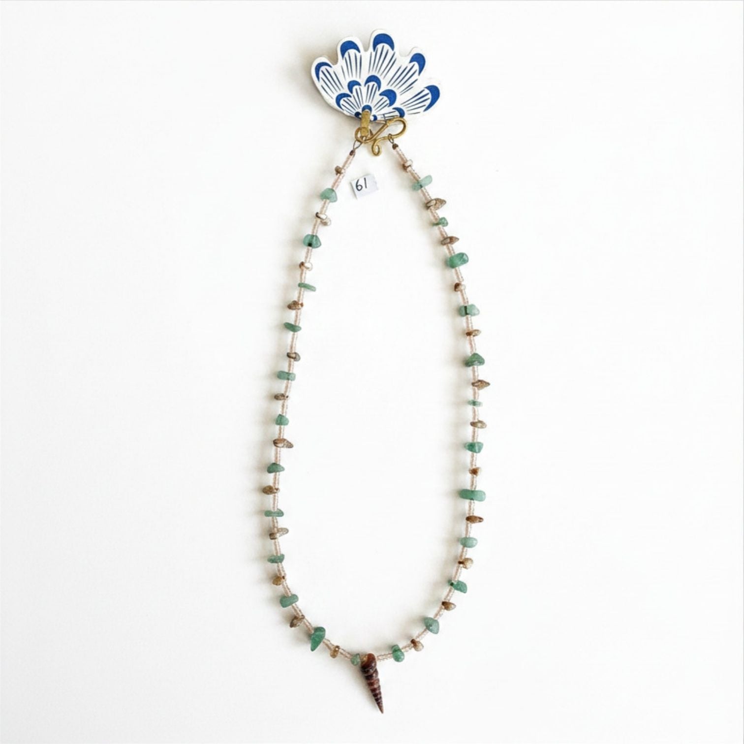 61 Shell necklace