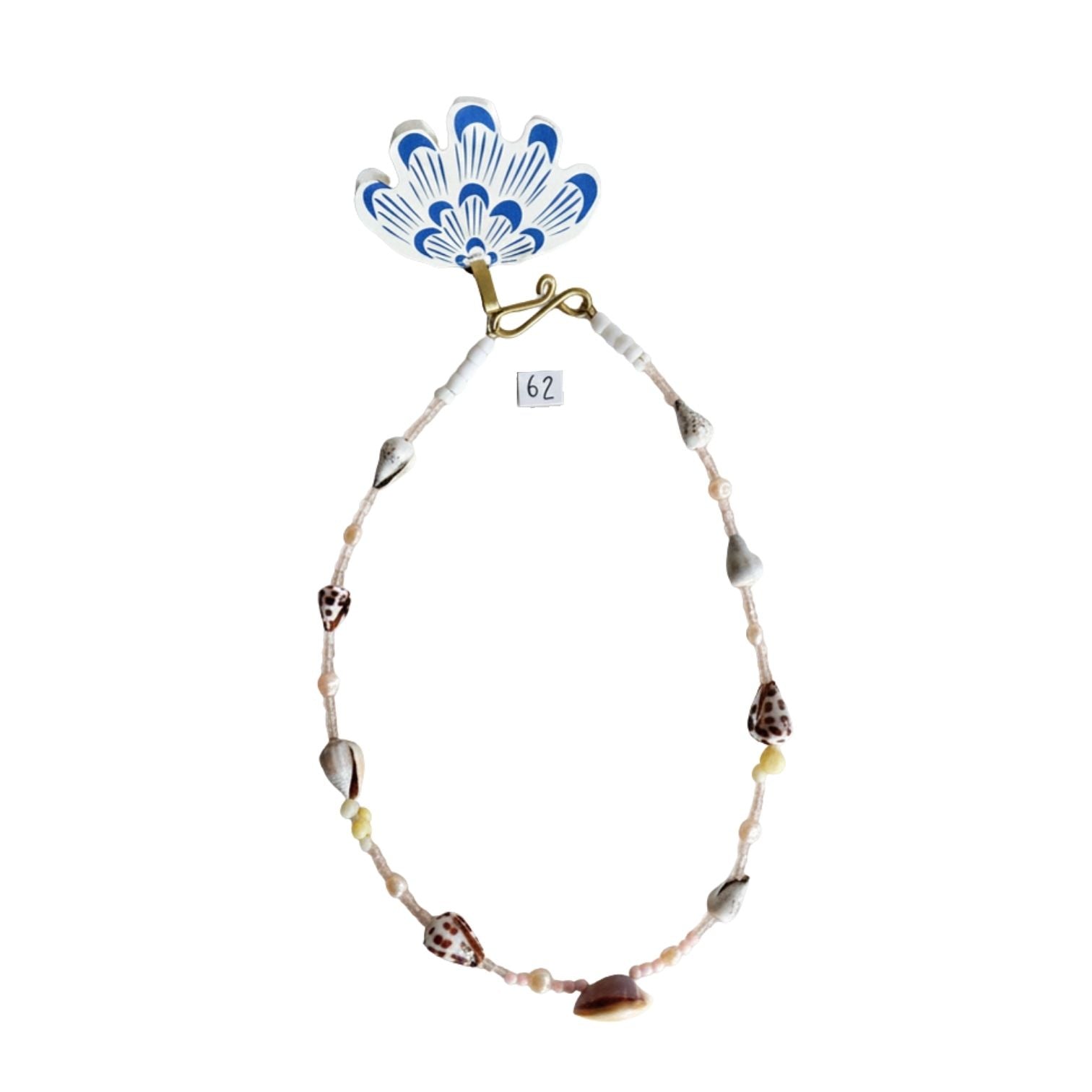 62 Shell necklace
