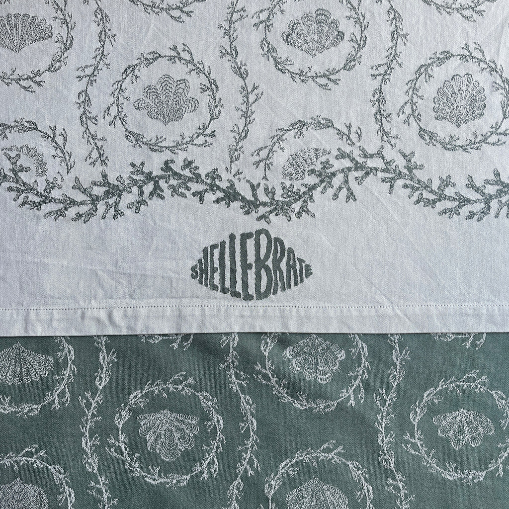 Green 8 Seater Heirloom table cloth