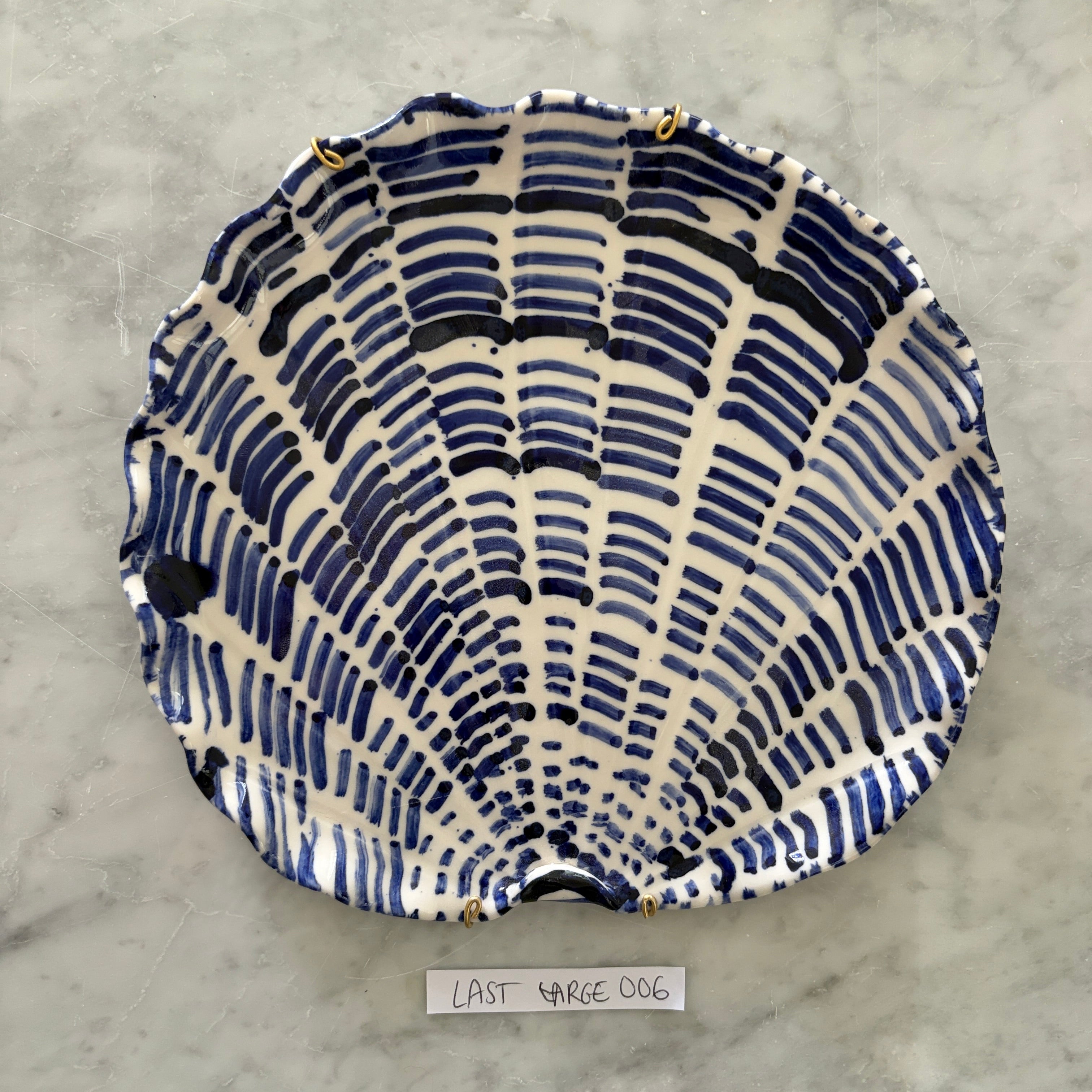 LAST large shell 006