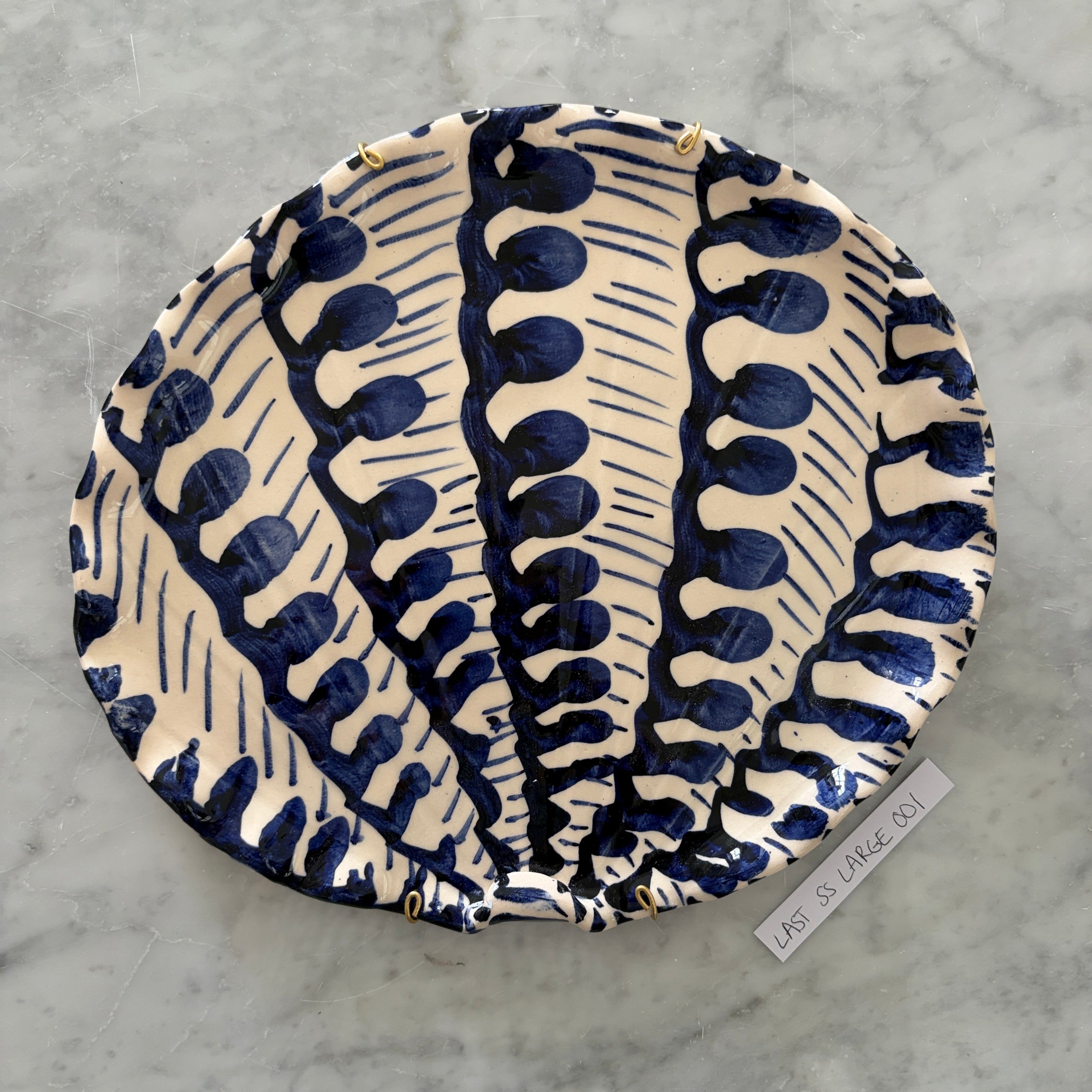 LAST SHELLSHOCKED large shell 001