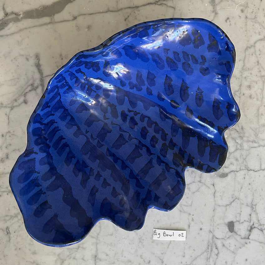 LAST Large Clam Bowl 02 SHELLSHOCKED