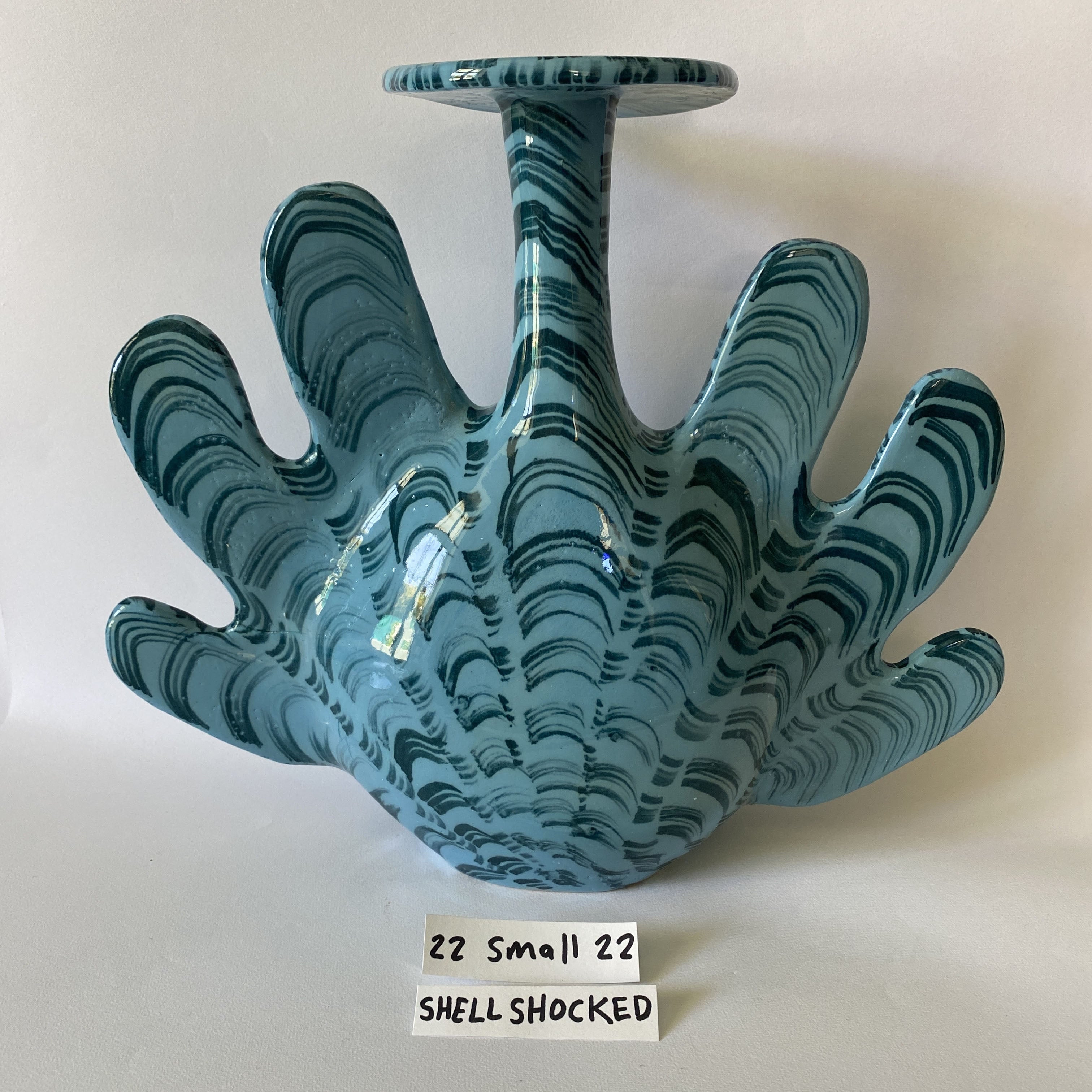 Shellegance x Anthony Shapiro Vase 22 Small 22 Shellshocked