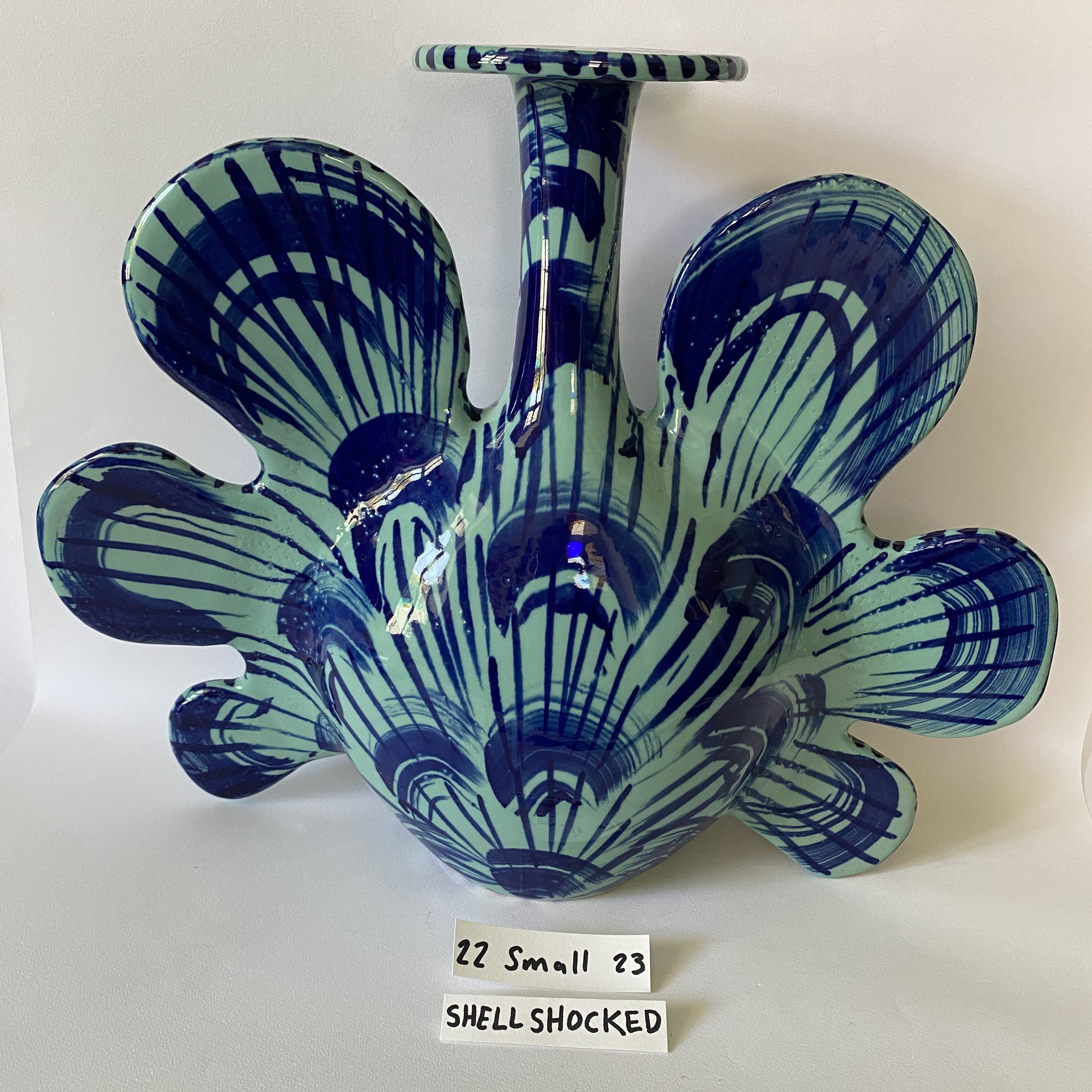 Shellegance x Anthony Shapiro Vase 22 Small 23 Shellshocked
