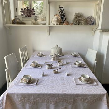SHELLEBRATE Pink Tablecloth