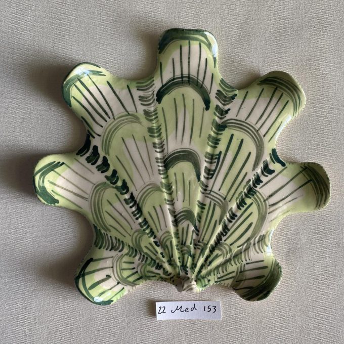 22 Medium 153
