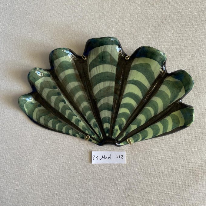 23 Medium 012