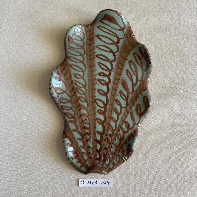 23 Medium 024