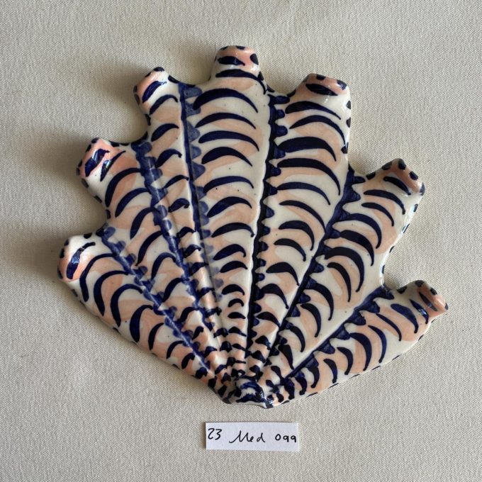 23 Medium 099
