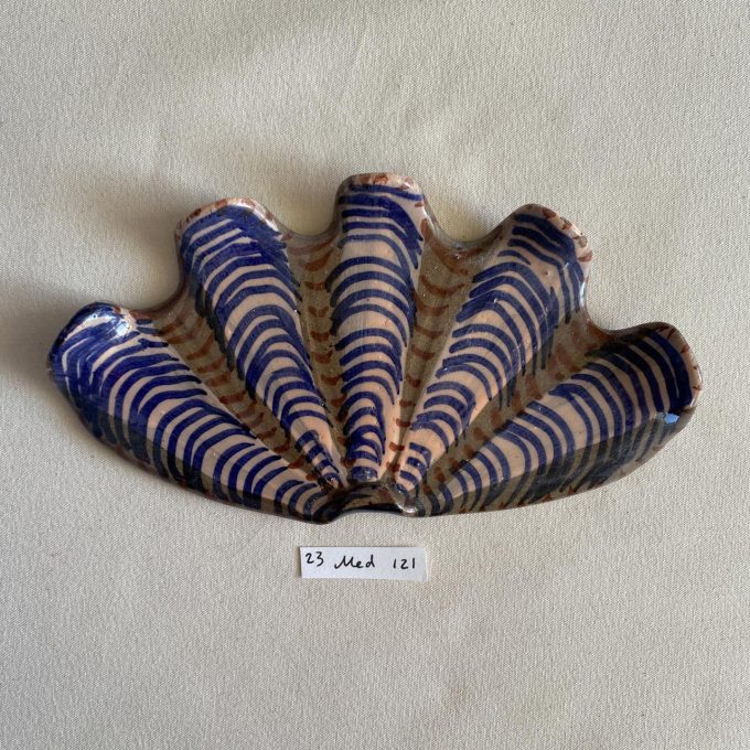23 Medium 121