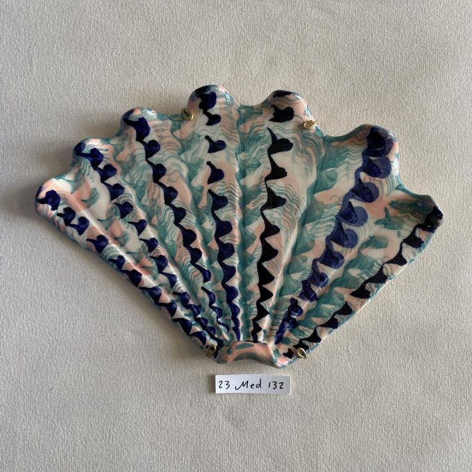 23 Medium 132