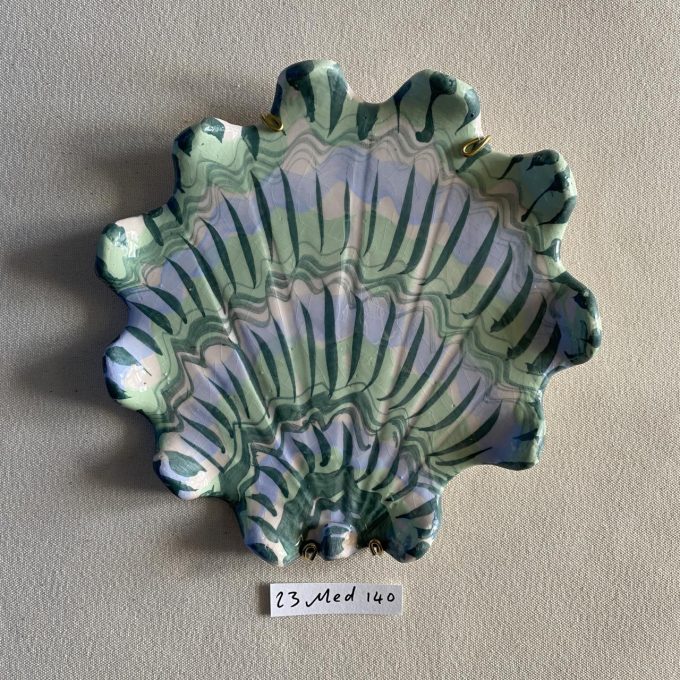 23 Medium 140