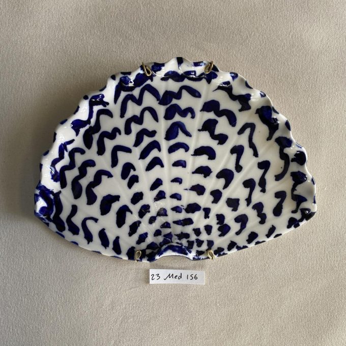 23 Medium 156