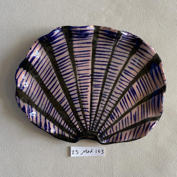 23 Medium 163