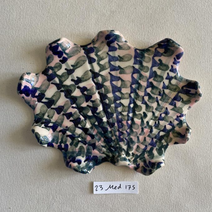 23 Medium 175