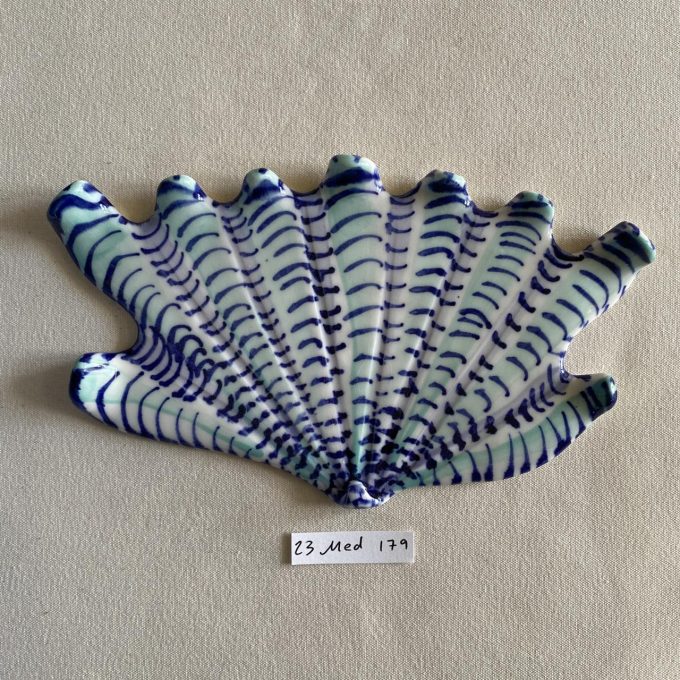 23 Medium 179